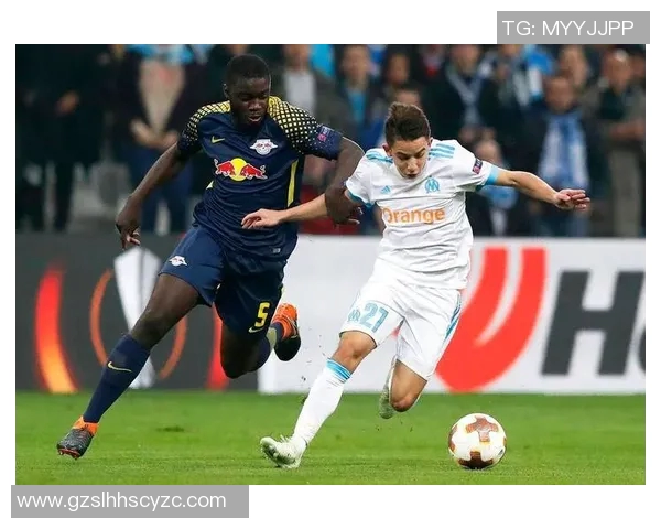 勒阿费尔与勒芒的精彩对决揭示法乙联赛的激烈竞争与球队实力较量 勒阿费尔与勒芒的精彩对决揭示法乙联赛的激烈竞争与球队实力较量